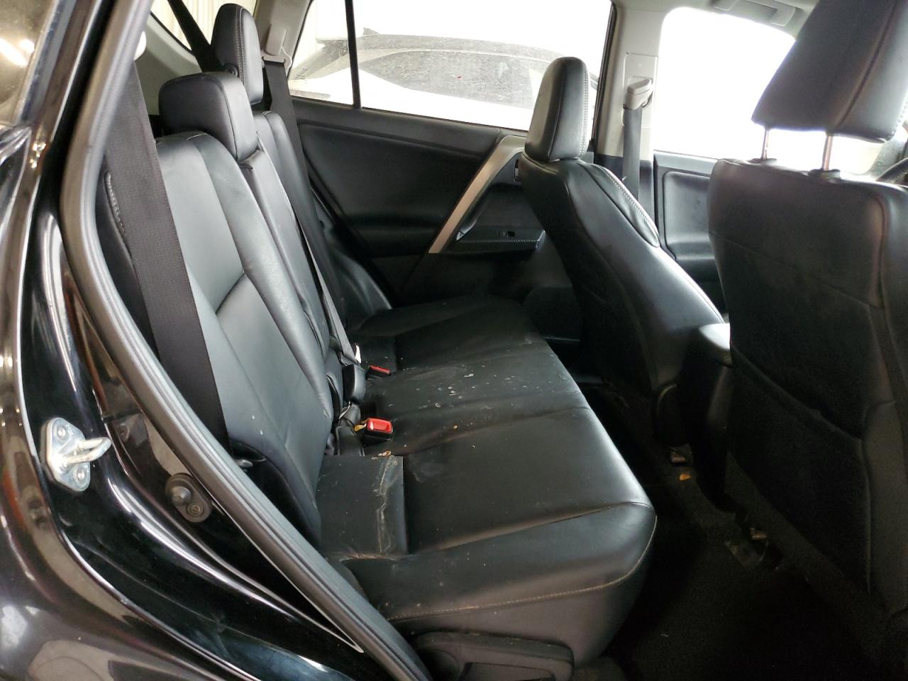 2014 Toyota RAV 4 - Image 11