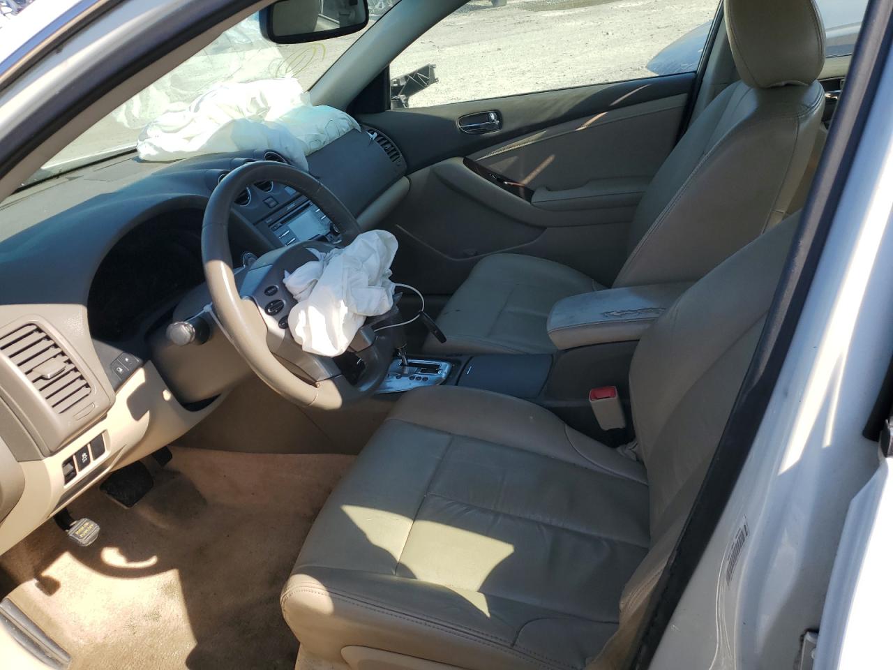 2012 Nissan Altima - Image 7