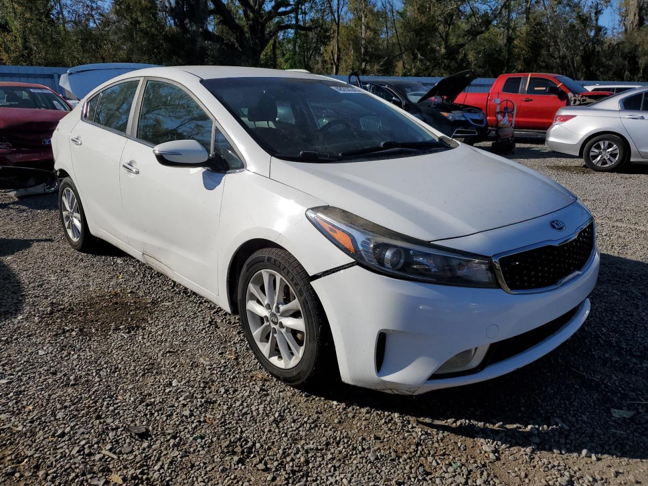 2017 Kia Forte - Image 4