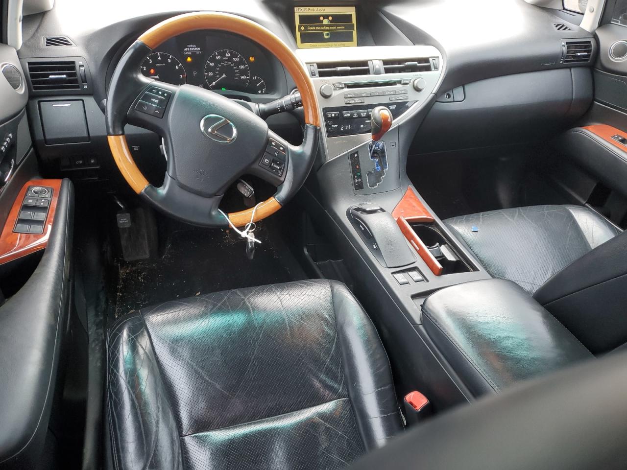 2010 Lexus RX - Image 8