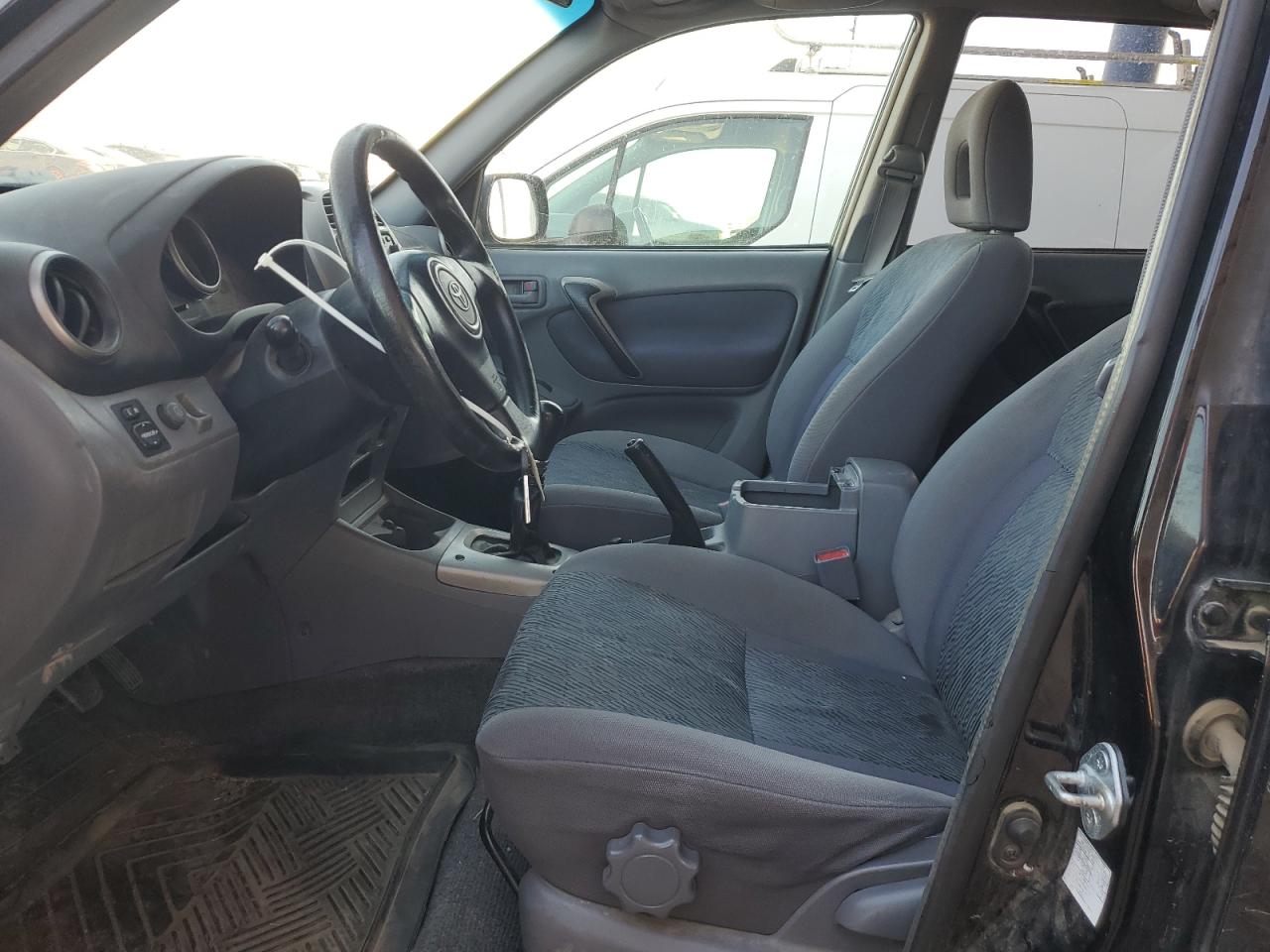 2002 Toyota RAV 4 - Image 7