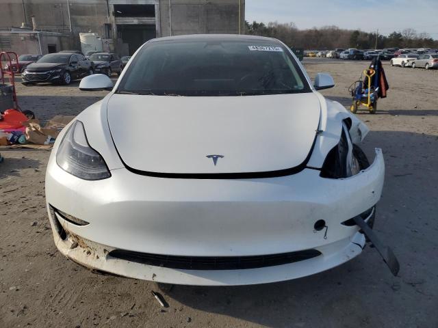  TESLA MODEL 3 2023 Белый