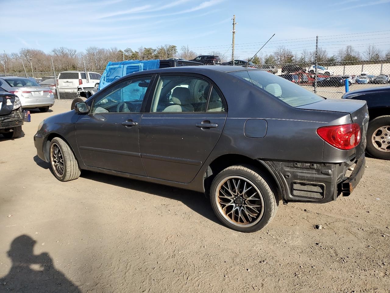 2005 Toyota Corolla - Image 2
