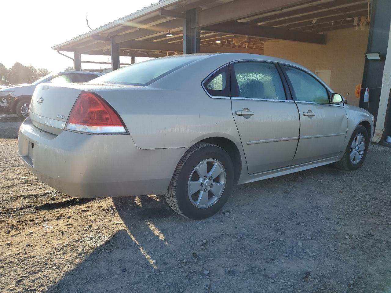 2010 Chevrolet Impala - Image 3