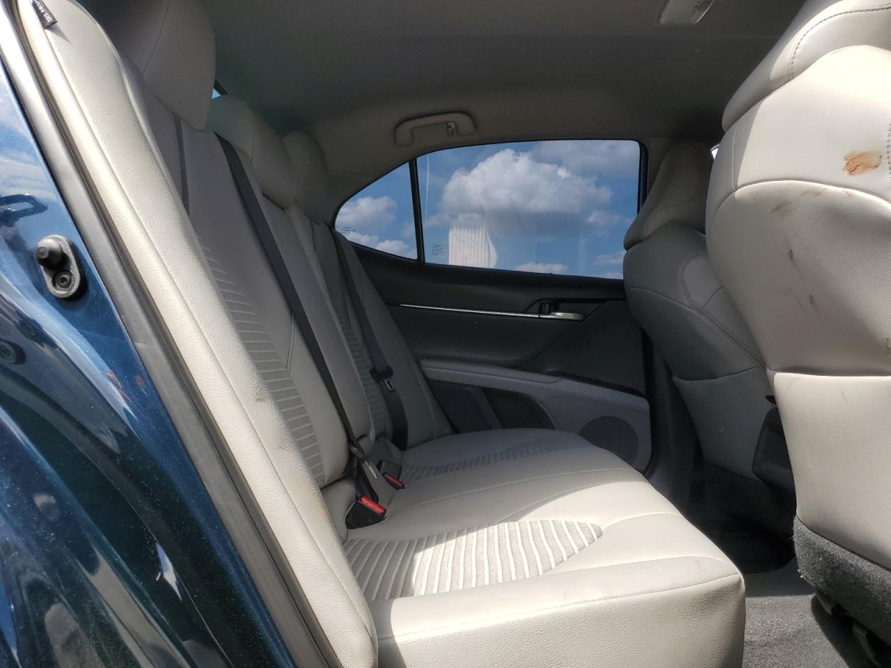 2021 Toyota Camry - Image 10