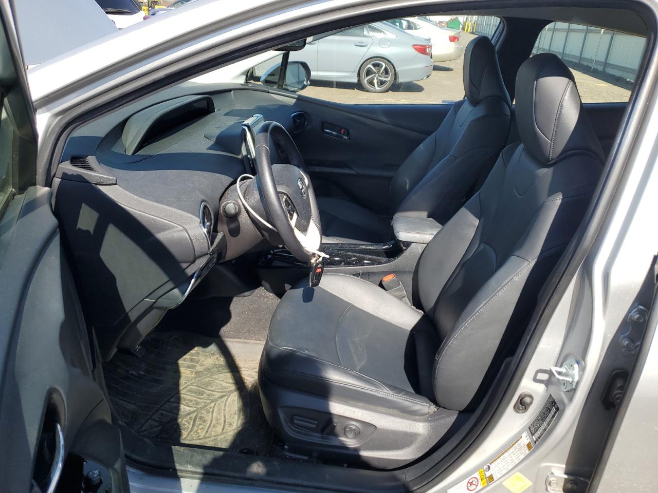 2019 Toyota Prius - Image 7