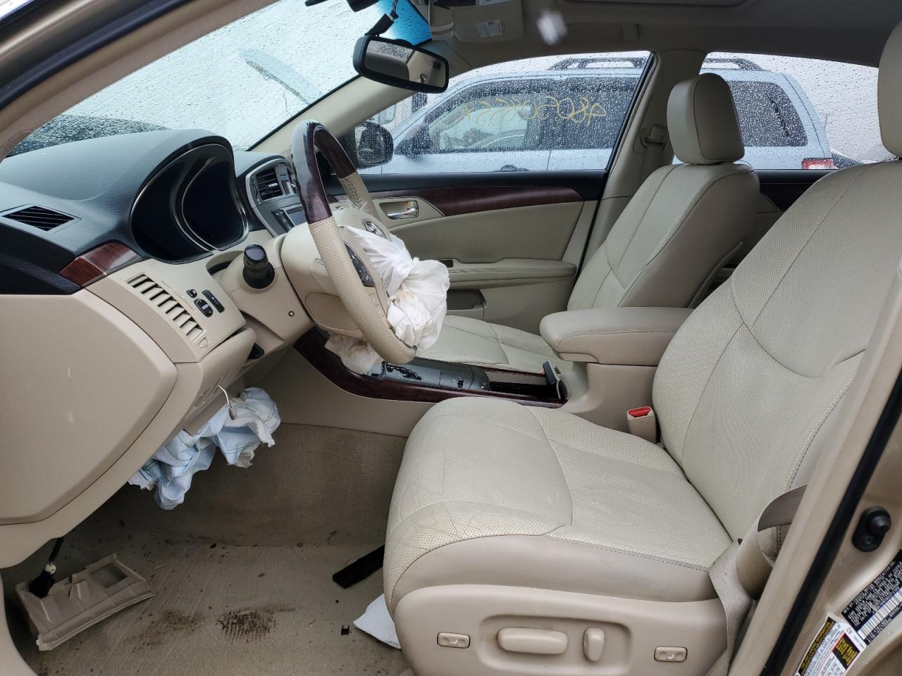 2011 Toyota Avalon - Image 7