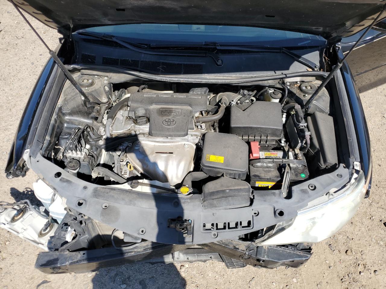 2014 Toyota Camry - Image 11