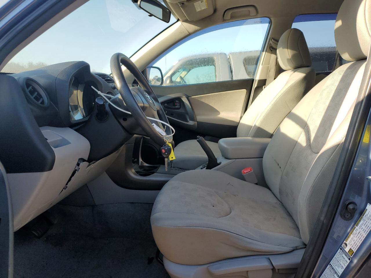 2011 Toyota RAV 4 - Image 7