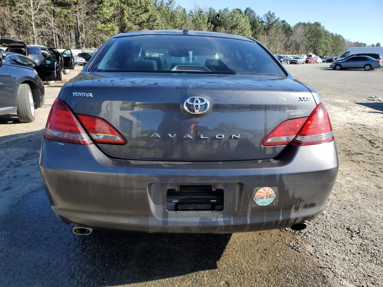 2009 Toyota Avalon - Image 6