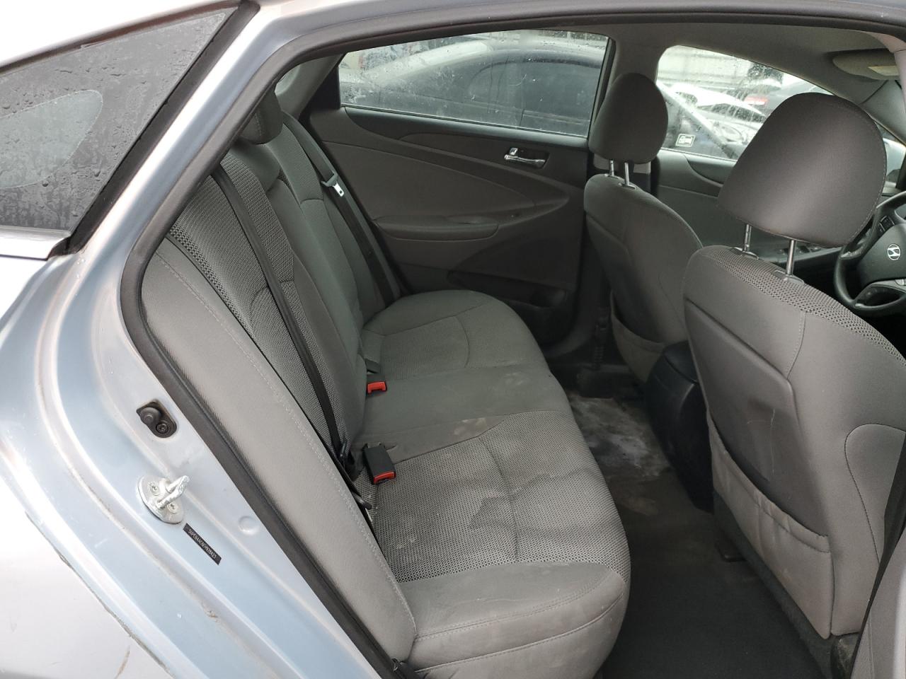 2014 Hyundai Sonata - Image 10