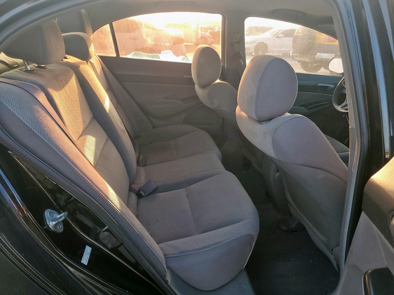 2011 Honda Civic - Image 10