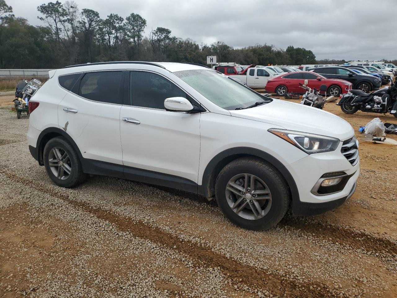 2018 Hyundai Santa Fe - Image 4
