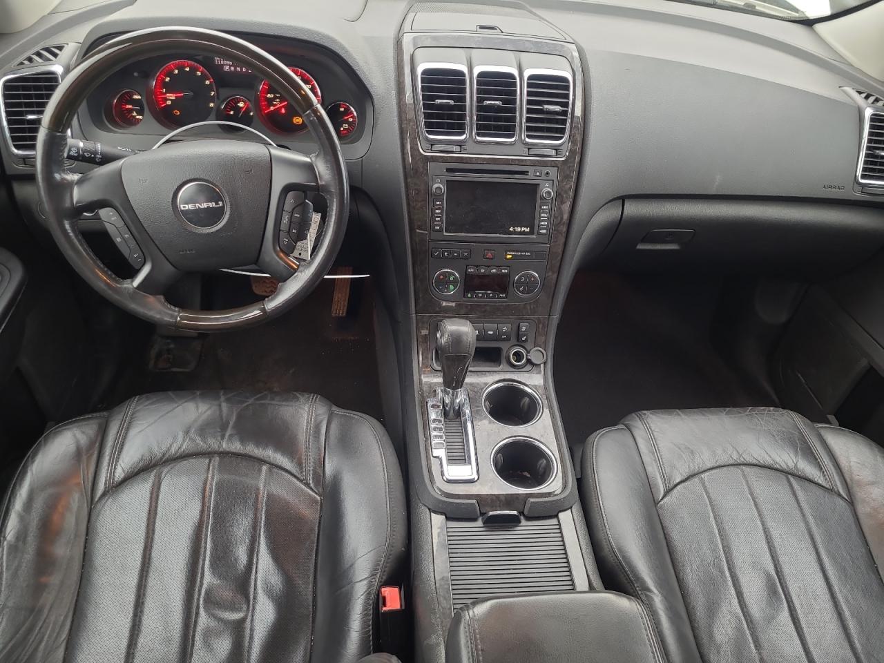 2011 GMC Acadia - Image 8