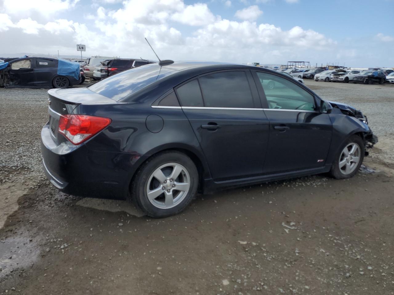 2016 Chevrolet Cruze - Image 3