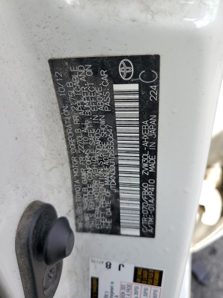2013 Toyota Prius - Image 14