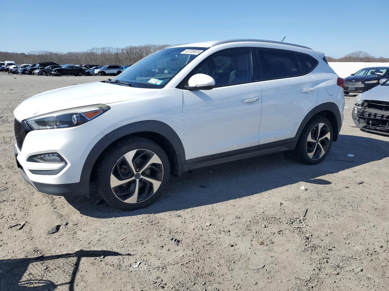 2016 Hyundai Tucson - Image 1