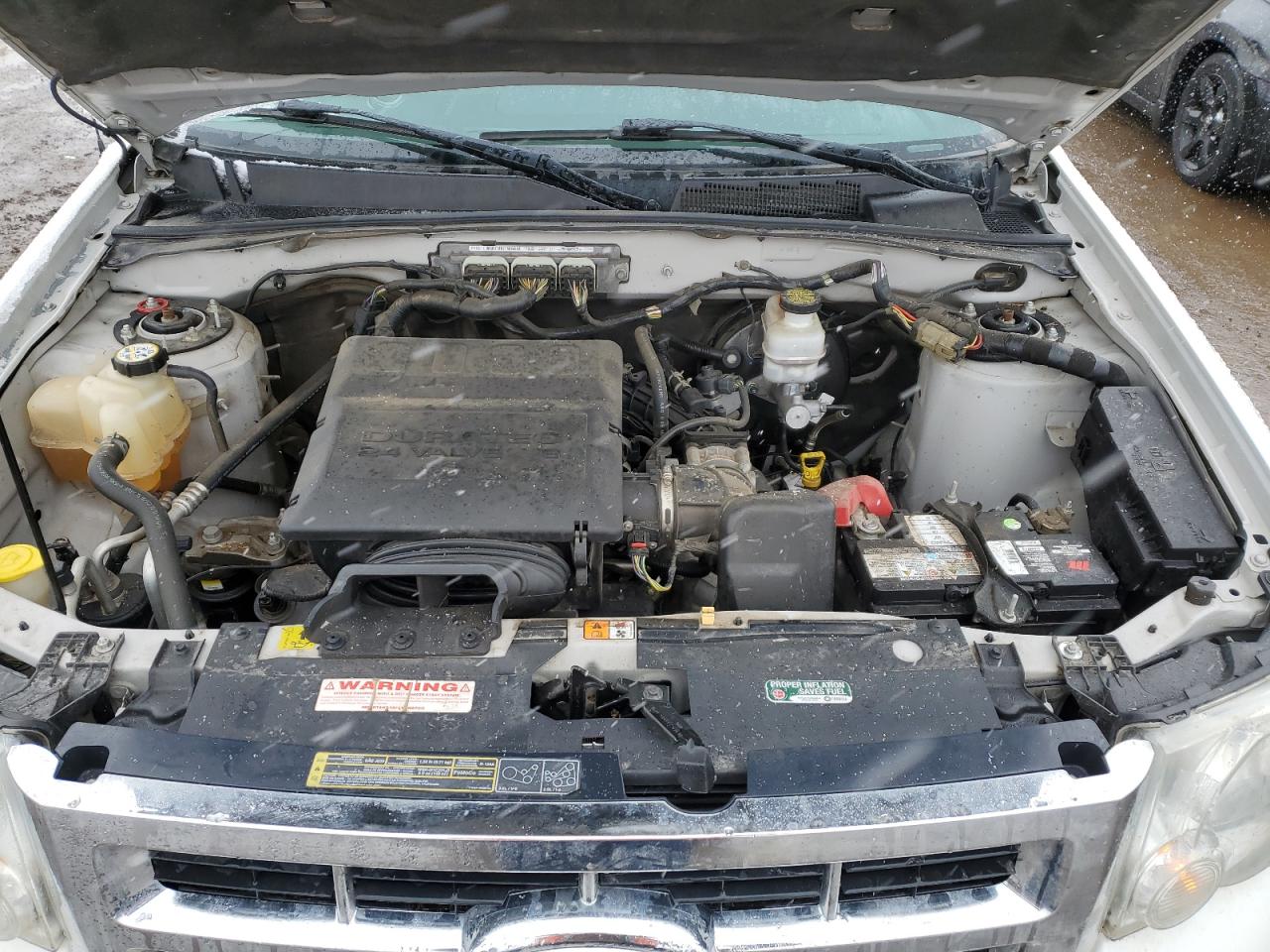 2010 Ford Escape - Image 12