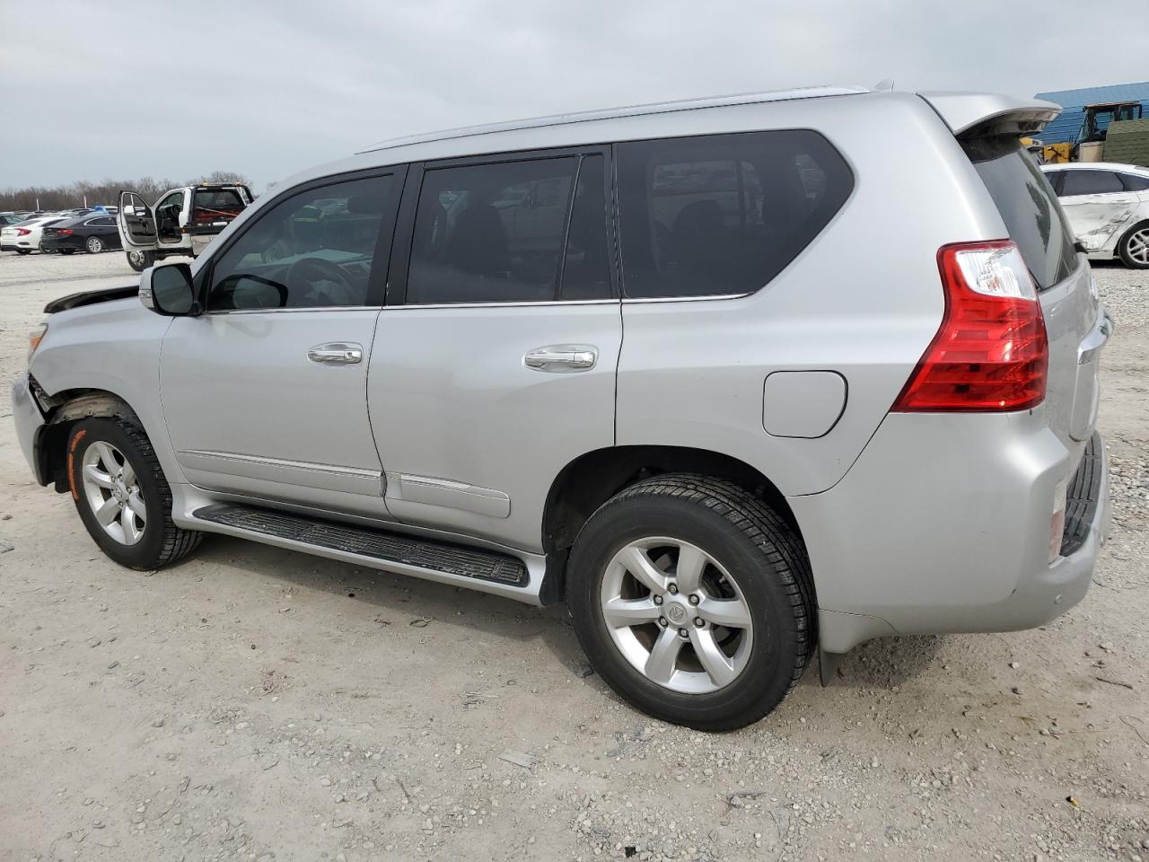 2012 Lexus GX - Image 2