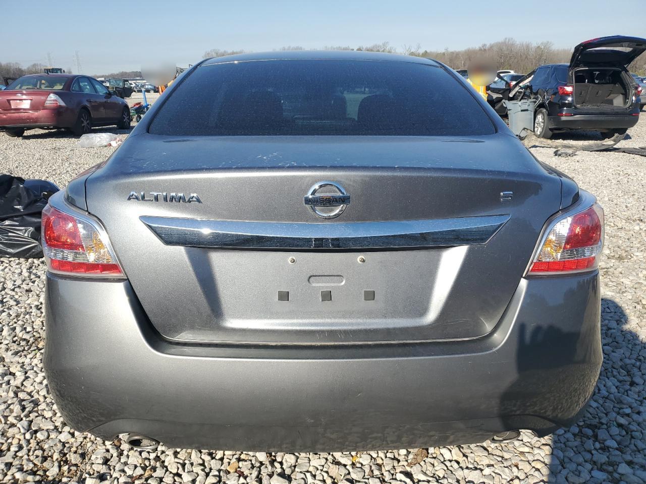 2015 Nissan Altima - Image 6