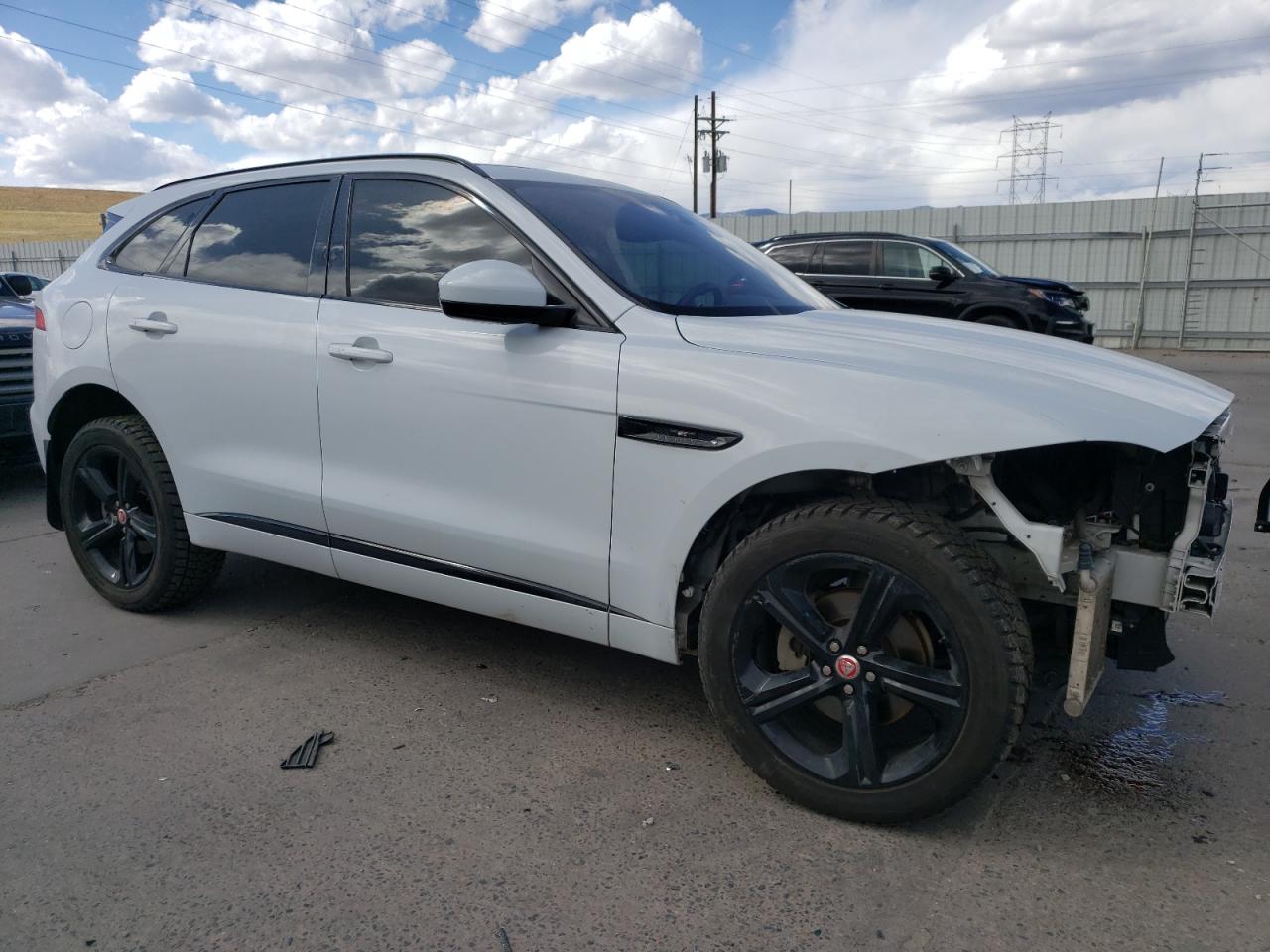 2020 Jaguar F-Pace - Image 4