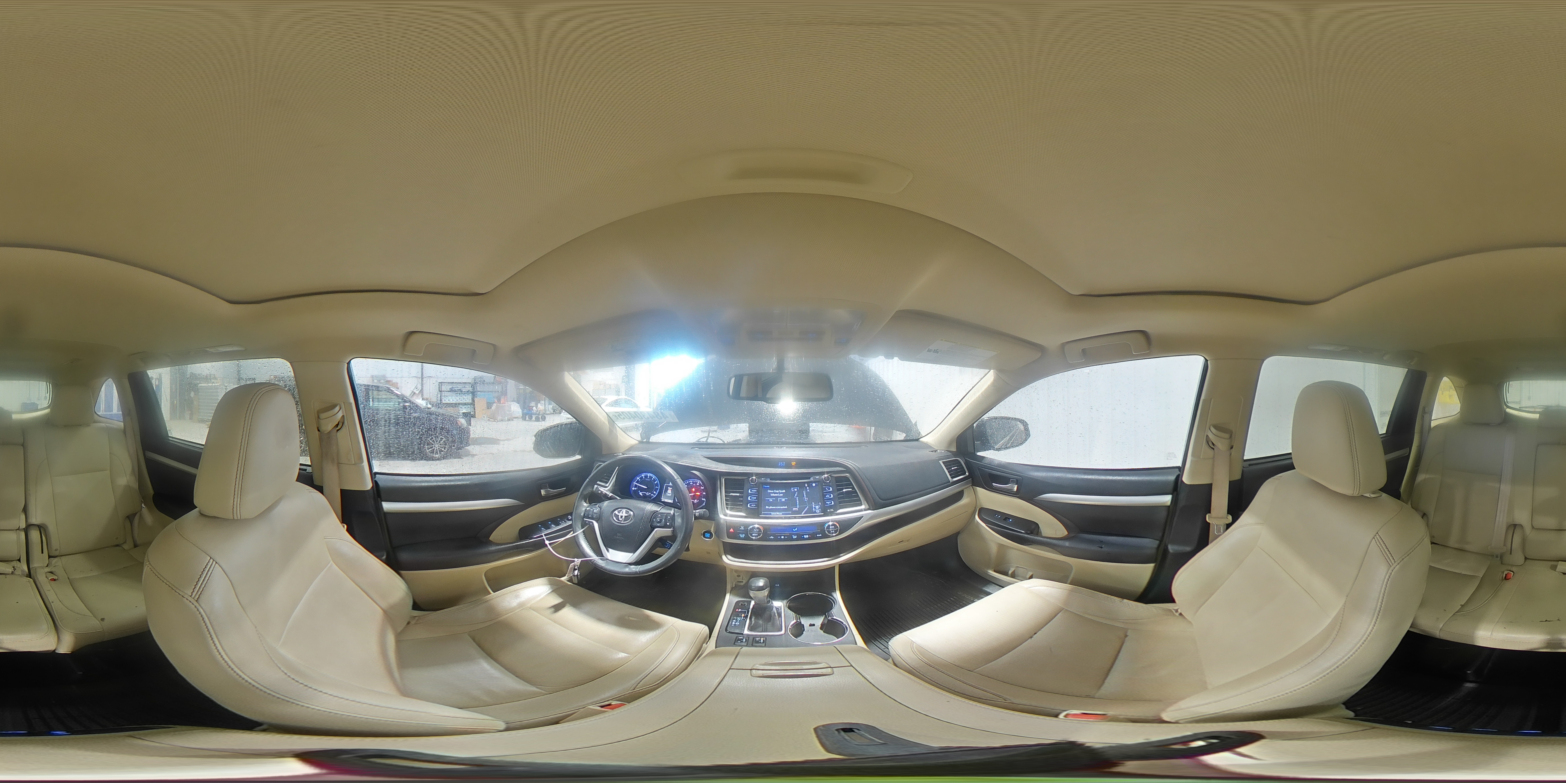 2016 Toyota Highlander - Image 14