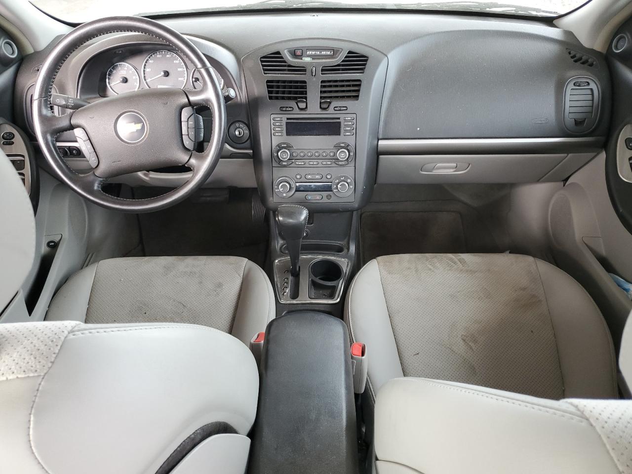 2006 Chevrolet Malibu - Image 8