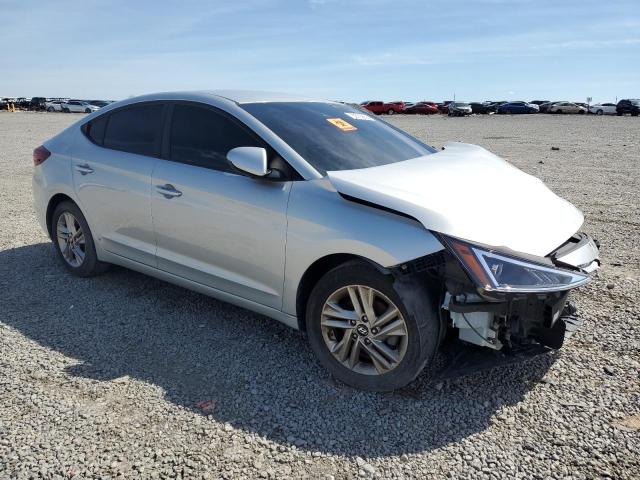  HYUNDAI ELANTRA 2019 Серебристый