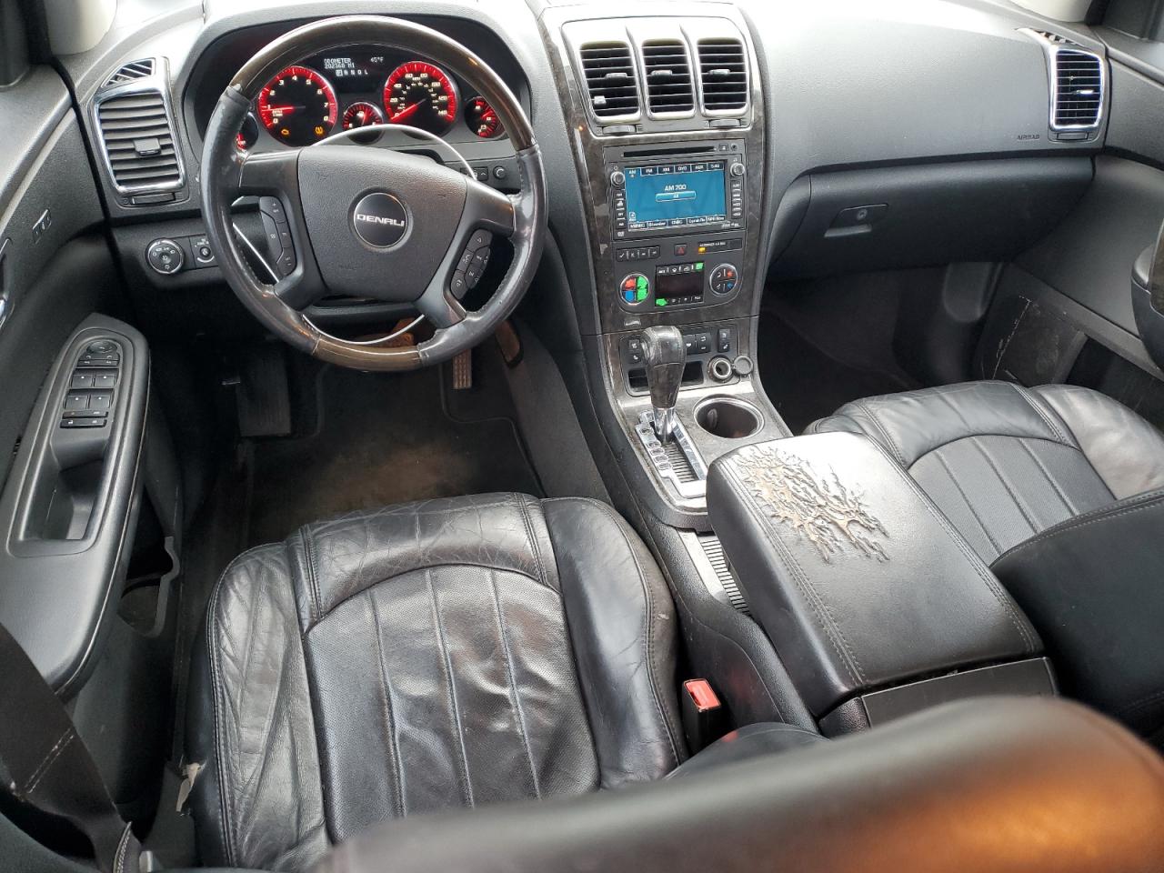 2011 GMC Acadia - Image 8