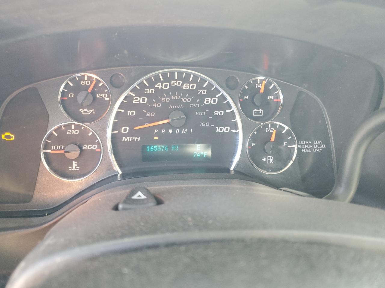 2013 Chevrolet Express - Image 9