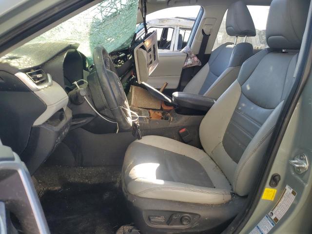  TOYOTA RAV4 2020 Зеленый