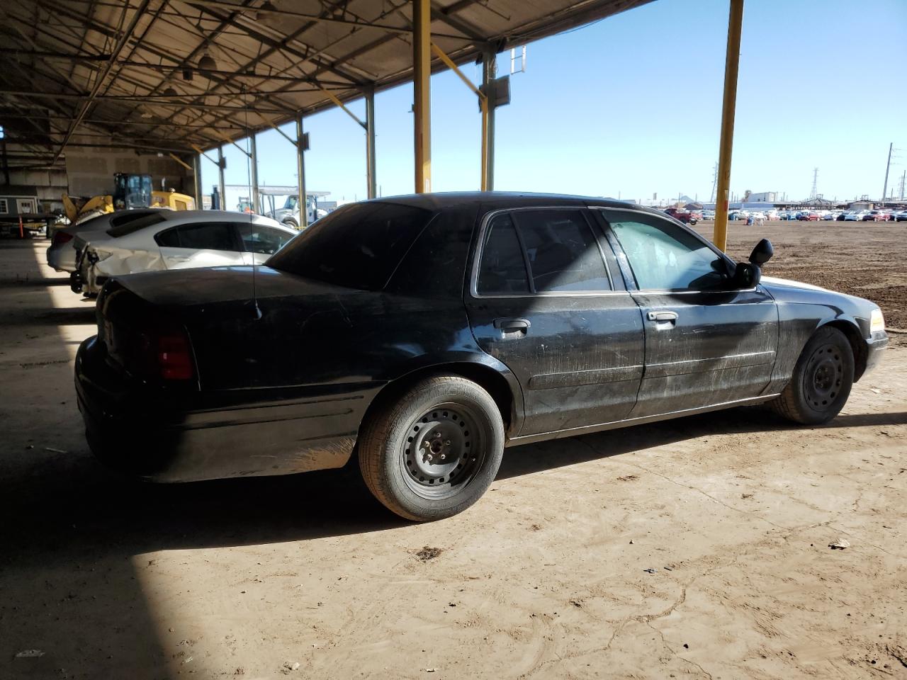2005 Ford Crown Victoria - Image 3