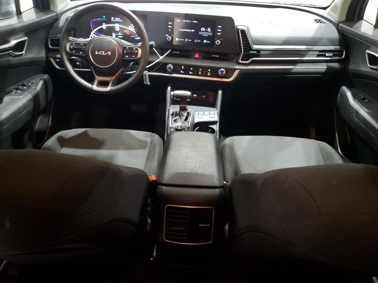 2024 Kia Sportage - Image 8