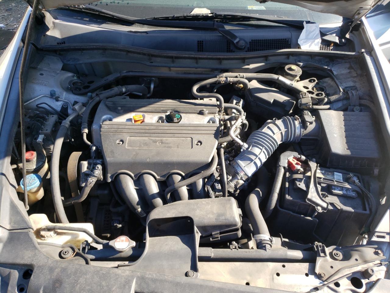 2009 Honda Accord - Image 11