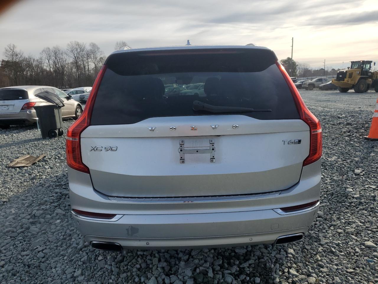 2016 Volvo XC90 - Image 6