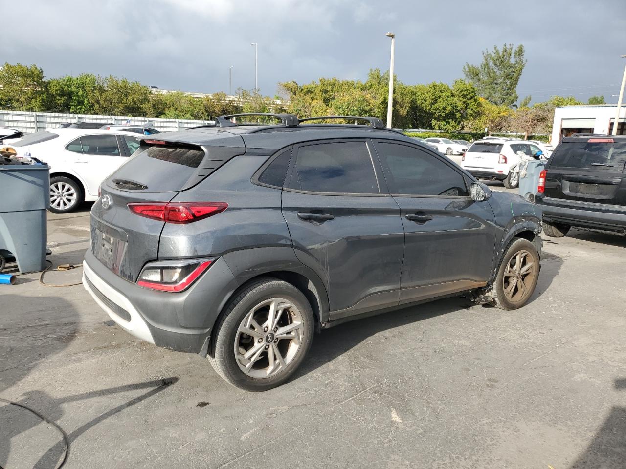 2022 Hyundai Kona - Image 3