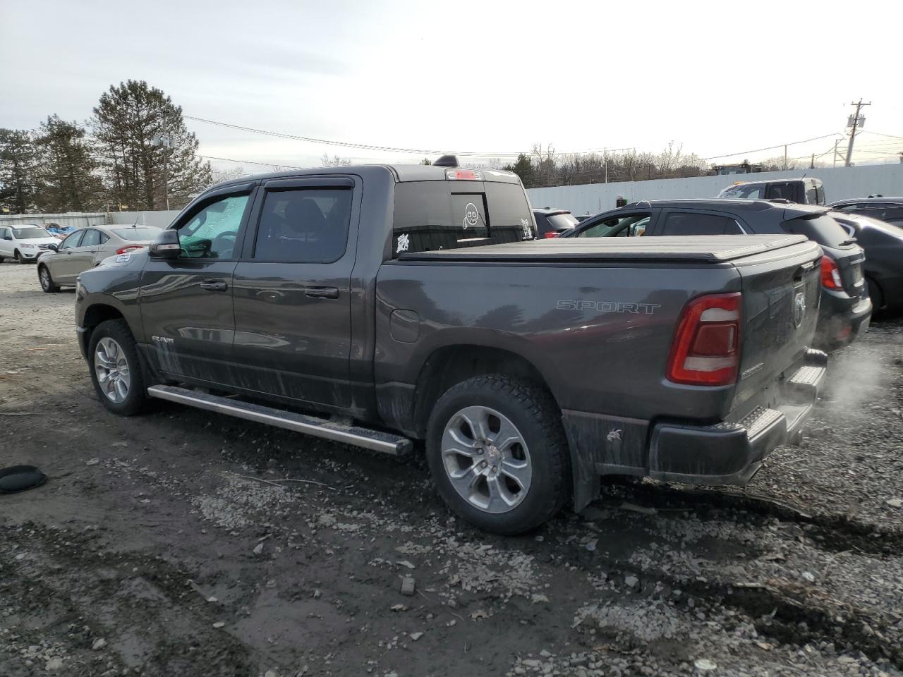 2020 RAM 1500 - Image 2
