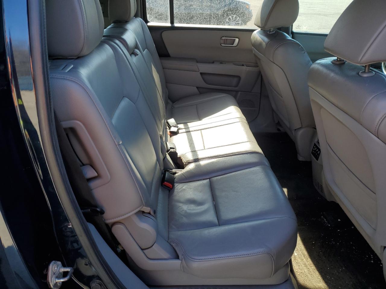 2012 Honda Pilot - Image 12