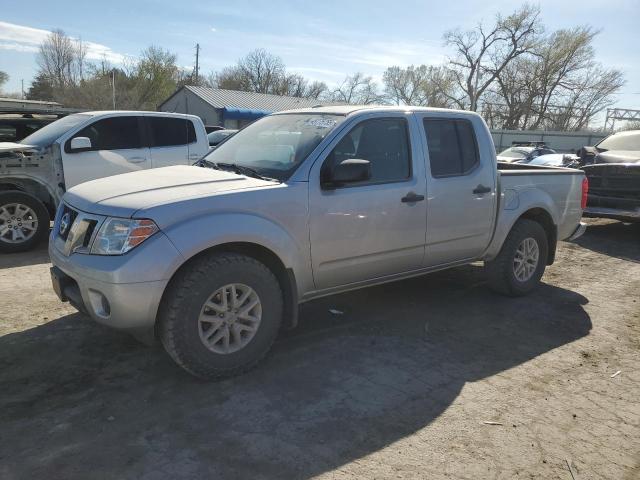  NISSAN FRONTIER 2017 Серебристый