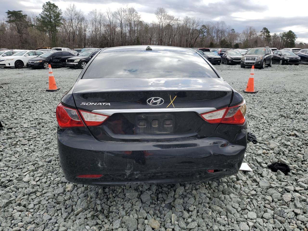 2013 Hyundai Sonata - Image 6