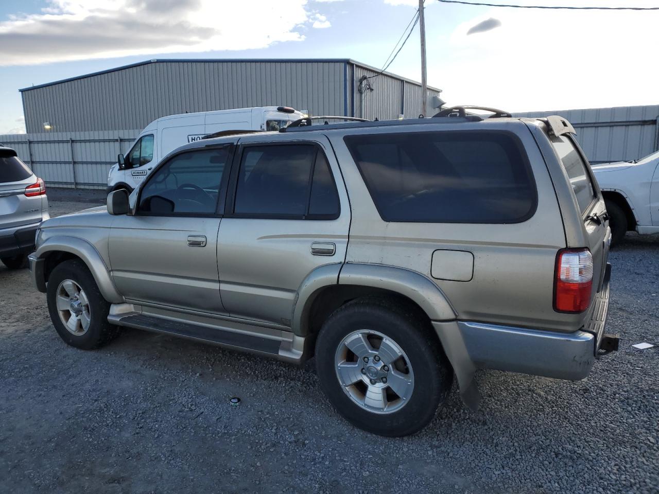 2001 Toyota 4Runner - Image 2
