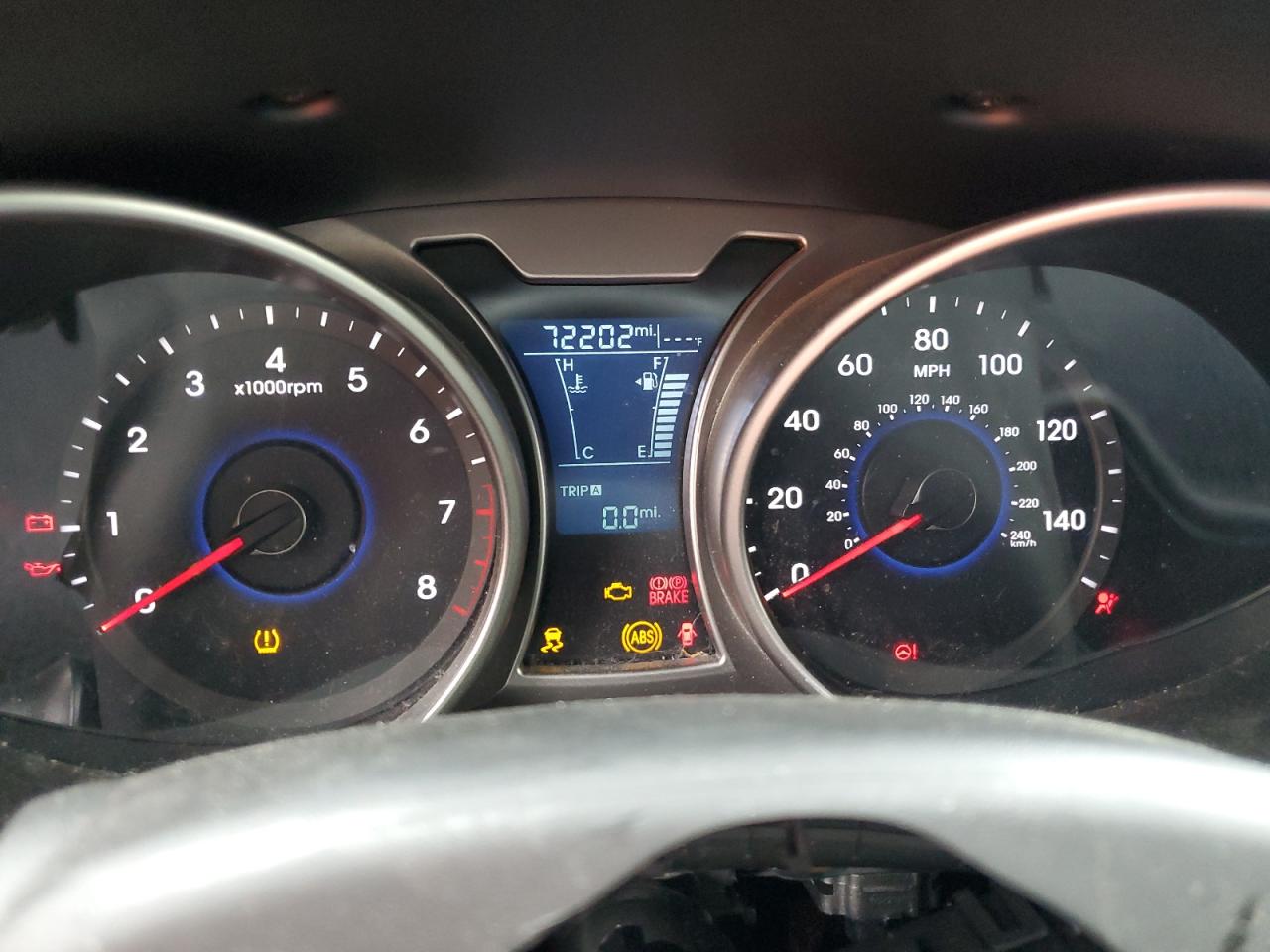 2017 Hyundai Veloster - Image 9