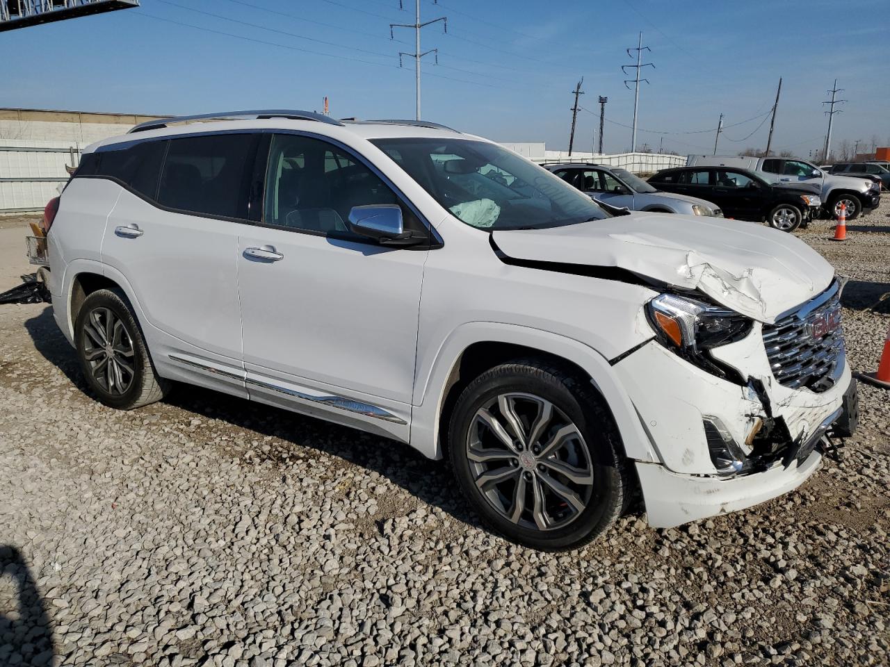 2020 GMC Terrain - Image 4