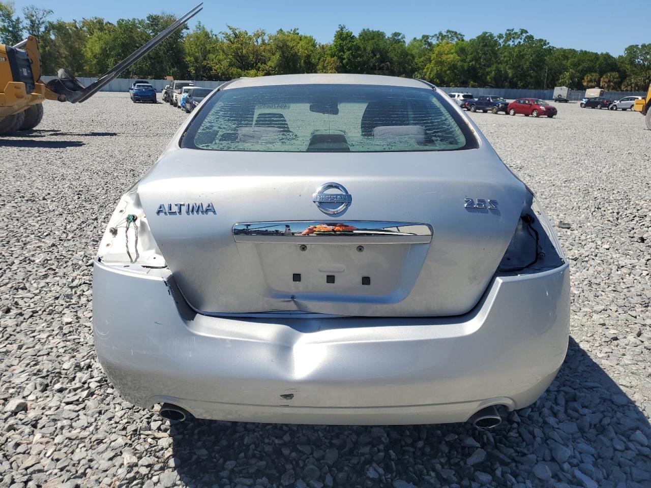 2009 Nissan Altima - Image 6