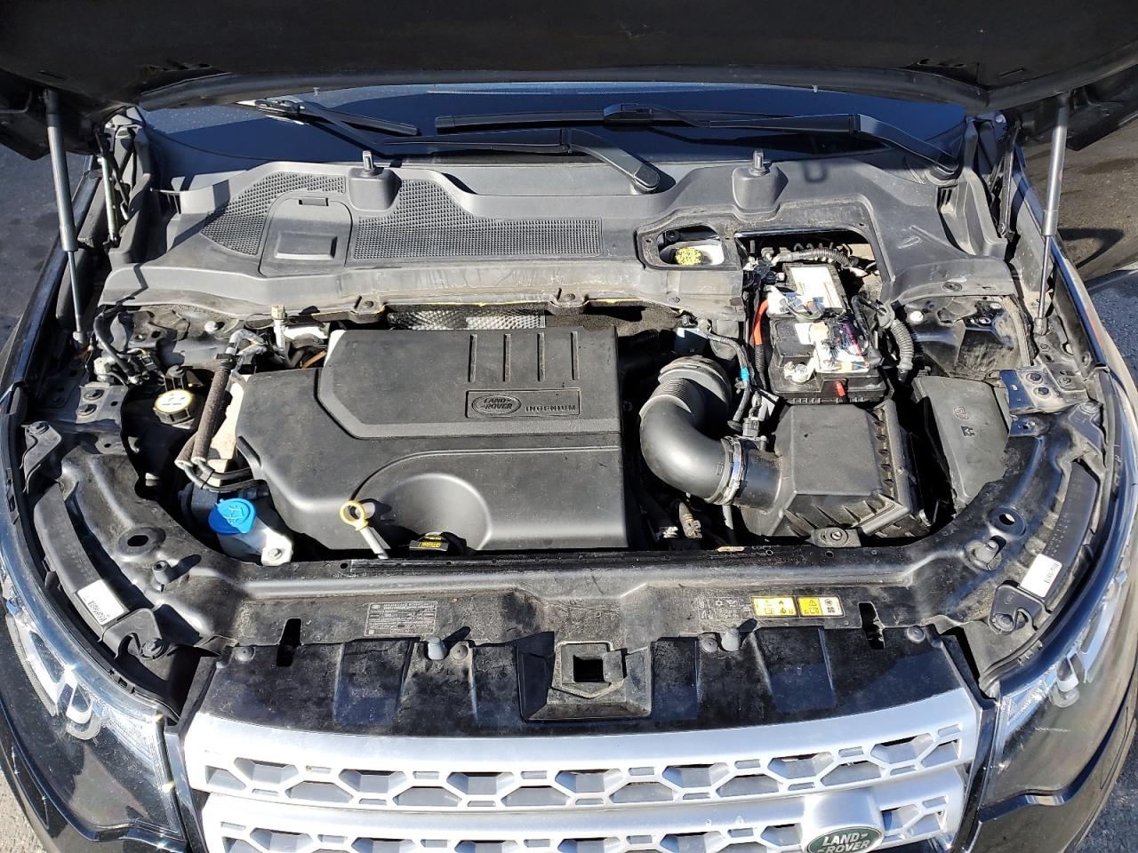 2018 Land Rover Discovery - Image 12