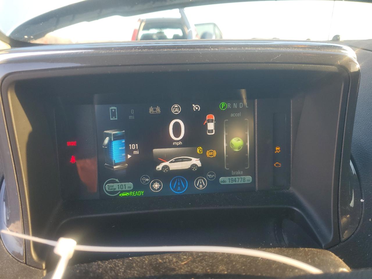 2013 Chevrolet Volt - Image 9