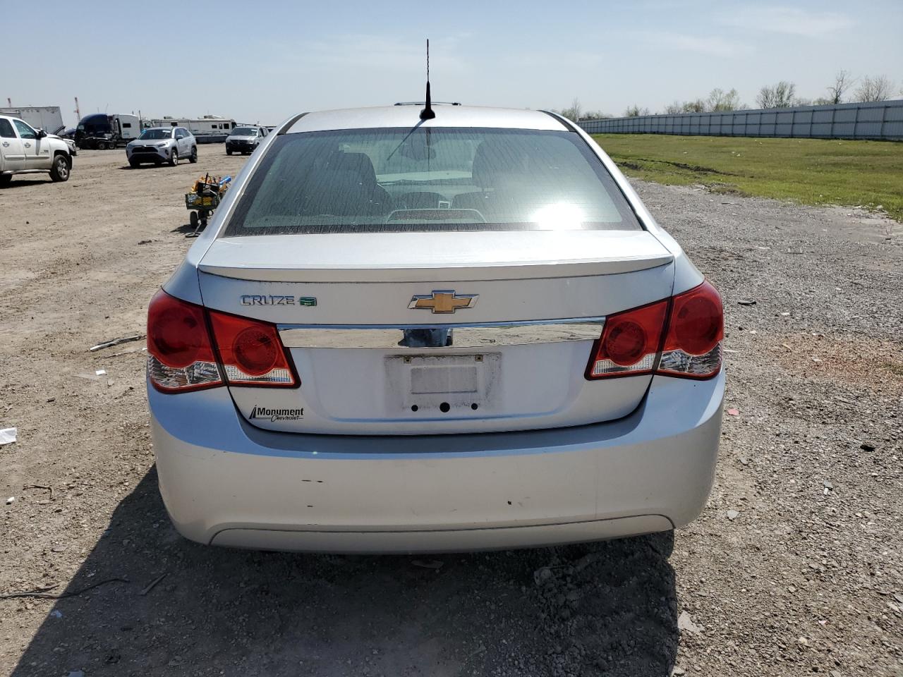 2012 Chevrolet Cruze - Image 6
