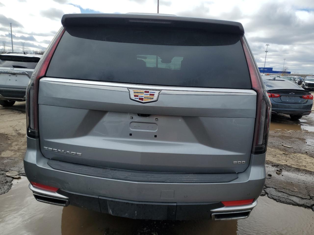 2023 Cadillac Escalade - Image 6