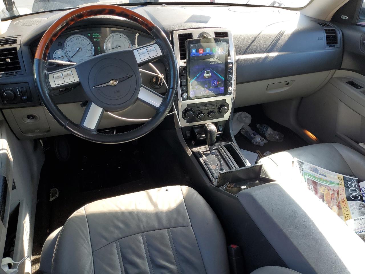 2006 Chrysler 300 - Image 8