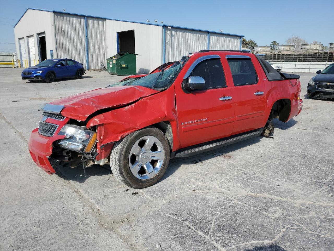 2008 Chevrolet Avalanche K1500 for Sale in Tulsa, OK - Rollover